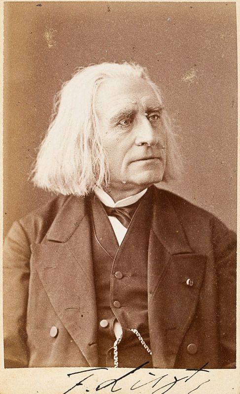 Liszt, Original, signed photograph of famous composer Franz Liszt, in a suit wit